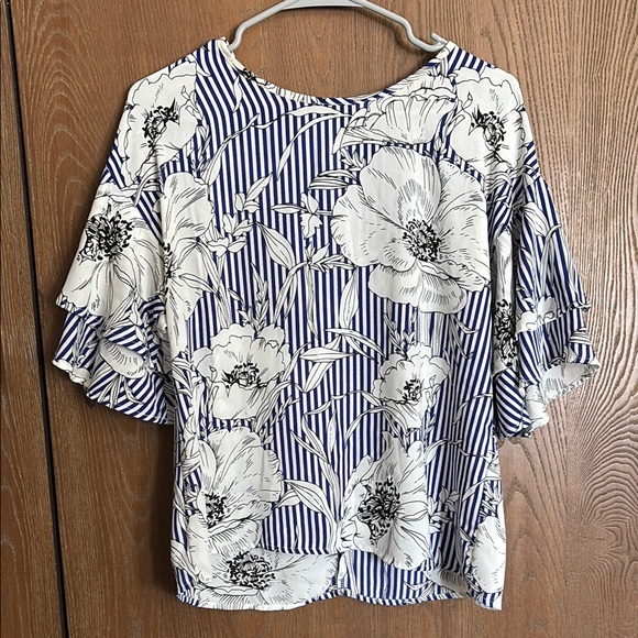 Blue and white striped floral blouse - Picture 1 of 6